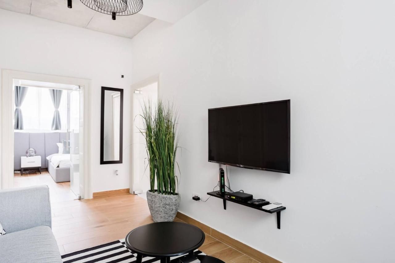 Hostgost Selected Suites - Molerova 9 Βελιγράδι Εξωτερικό φωτογραφία